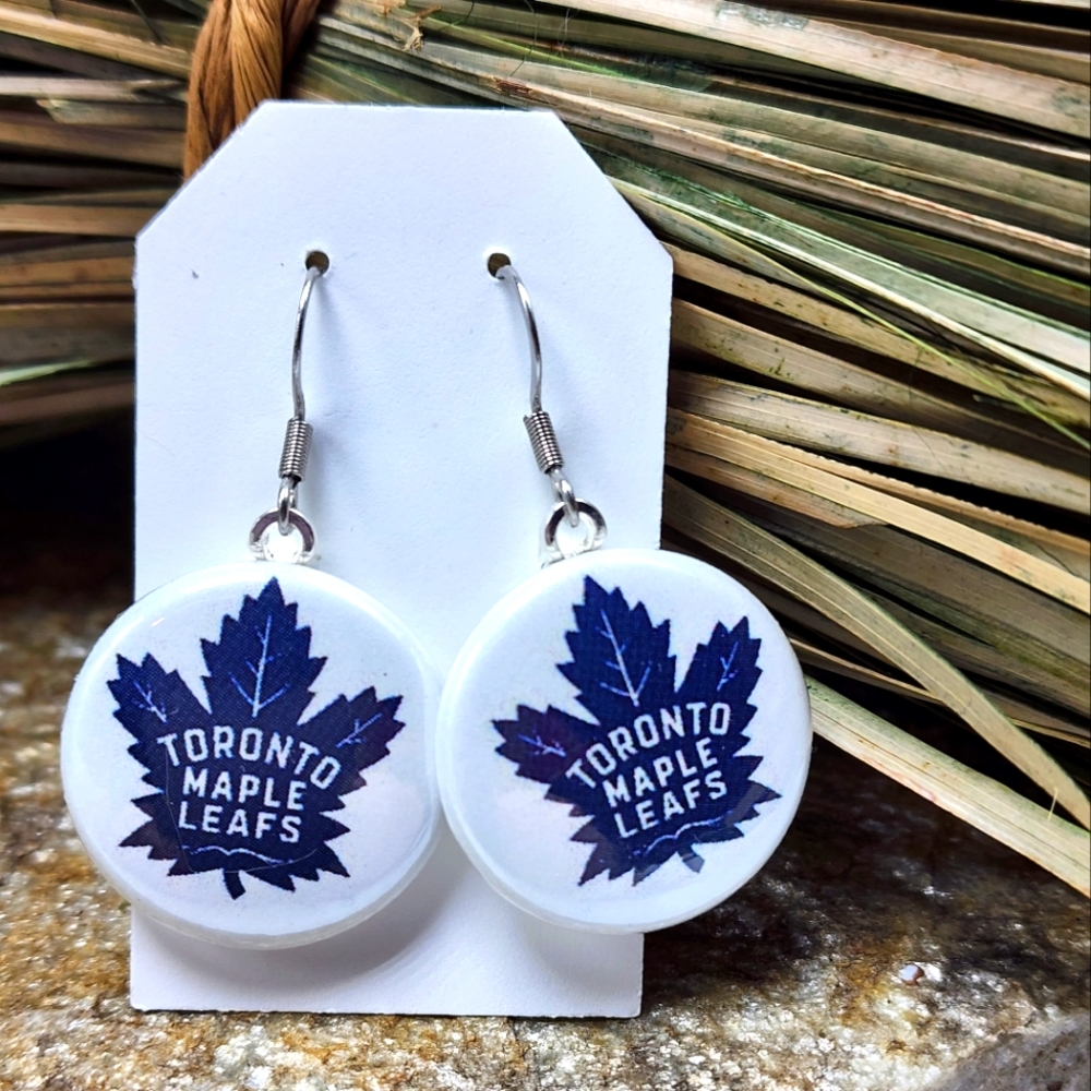 Toronto Maple Leafs Earrings NHL Hockey Carlton the Bear Souvenir Game Day